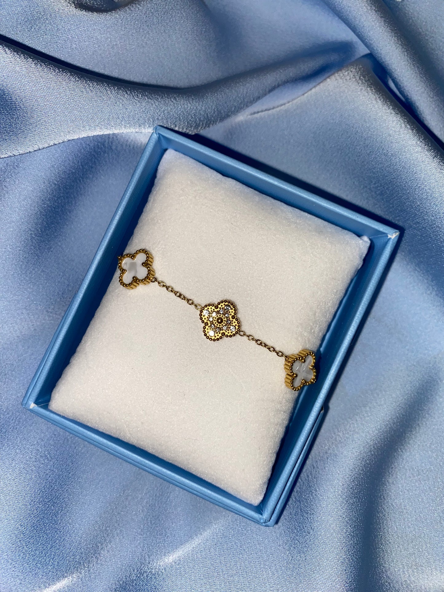 White and gold glitter bracelet