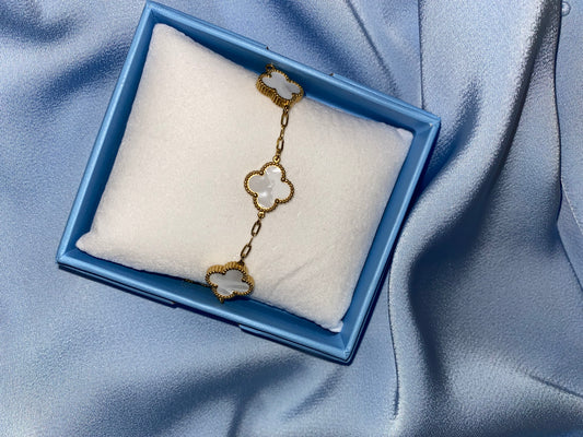 White clover gold bracelet