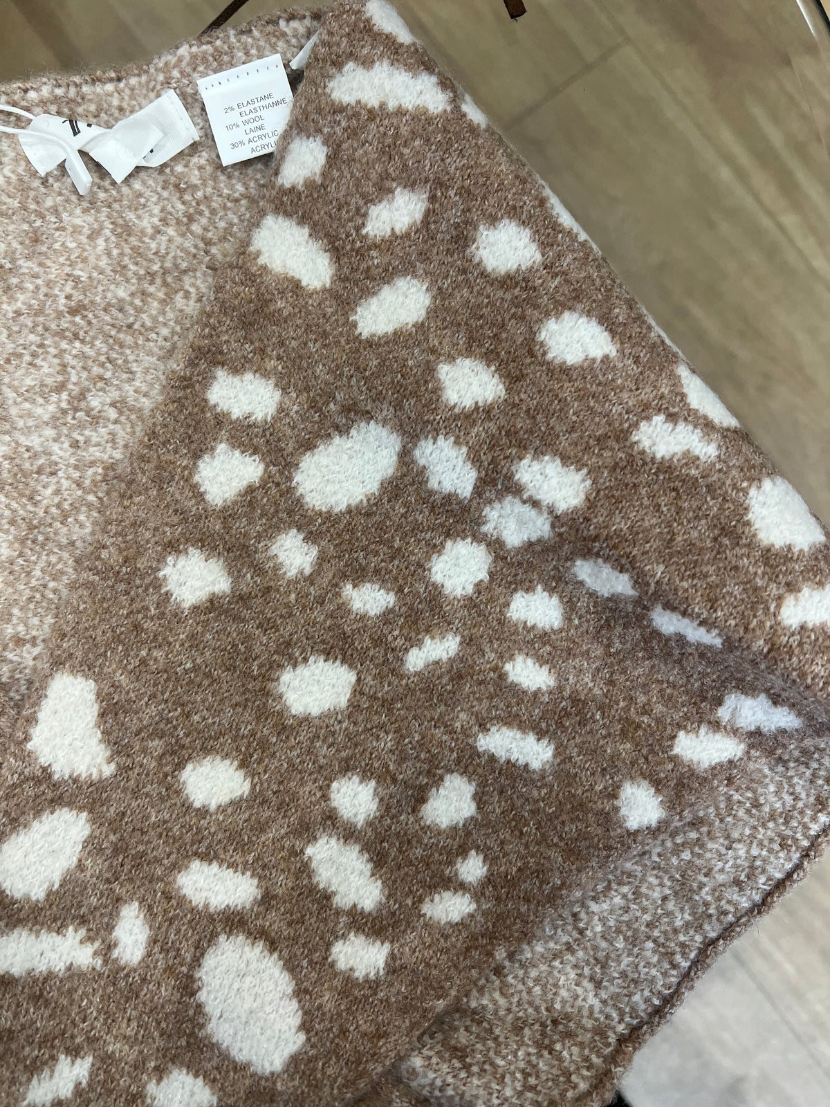 Bambi knitted neck scarf