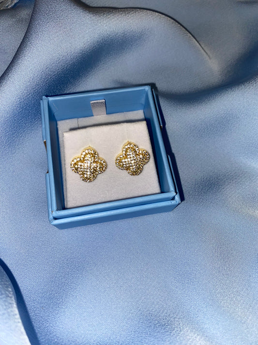 Glitter gold clover studs